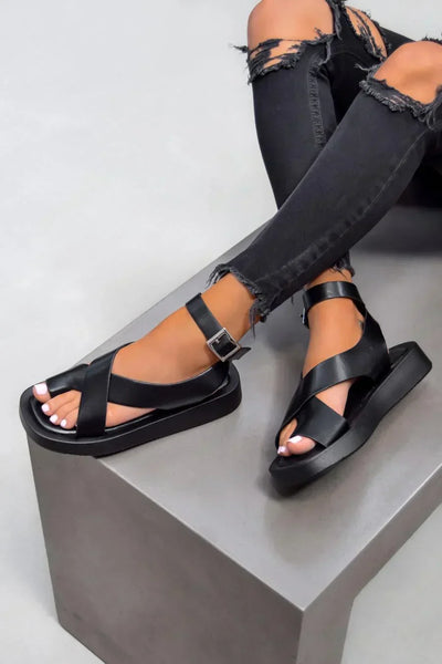 Solène | Modern Crossed Sandals