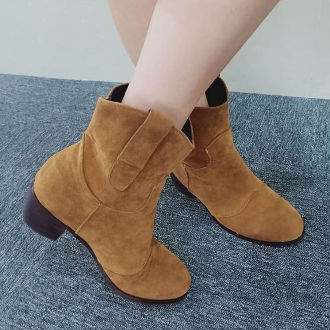 Darcy | Vintage Cowboy Ankle Boots for Women