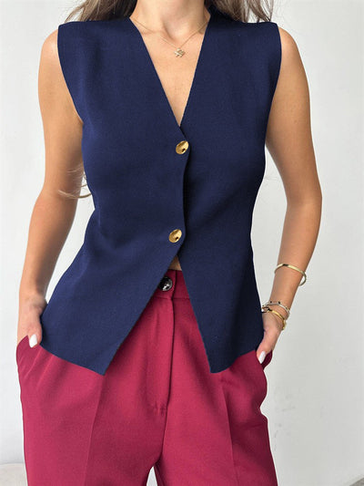 Evie | Sleeveless Buttoned Peplum Top