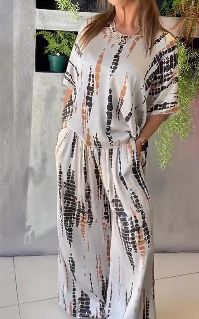 John | Casual Satin Two-Piece Set with Round Neckline
